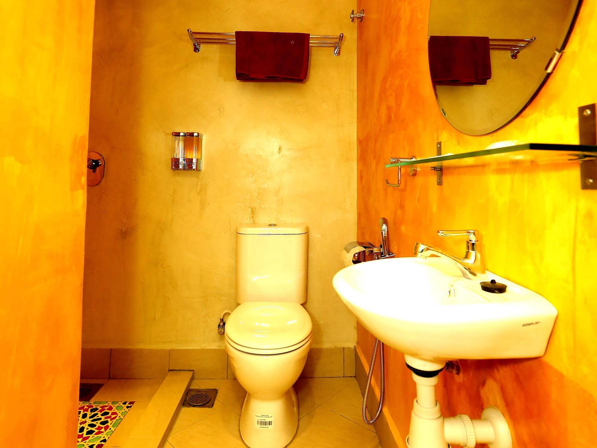 Langit Langi Hotel @ Port Dickson Ngoại thất bức ảnh